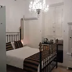 Charming Town House In Cospicua, Valperga