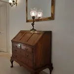 Apartment Charming Town House In Cospicua, Valperga Cospicua