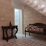Apartment Charming Town House In Cospicua, Valperga