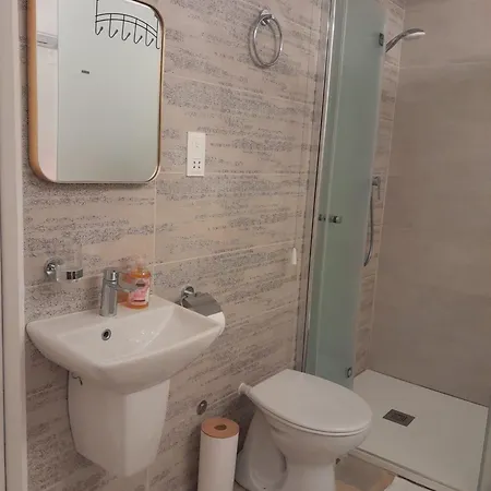 Charming Town House In Cospicua, Valperga 아파트