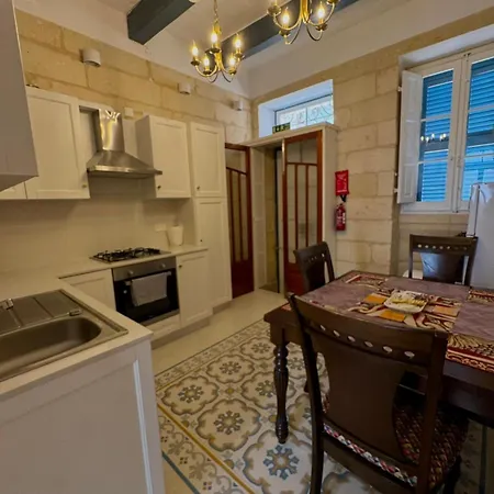 דירה Charming Town House In Cospicua, Valperga