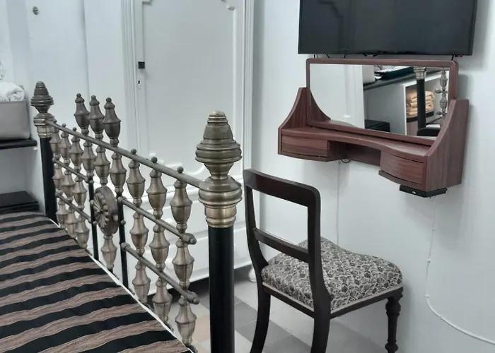 Charming Town House In Cospicua, Valperga Cospicua