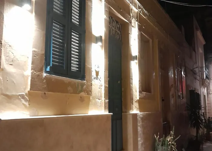 아파트 Charming Town House In Cospicua, Valperga *