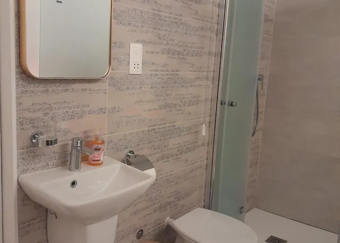 Charming Town House In Cospicua, Valperga 아파트