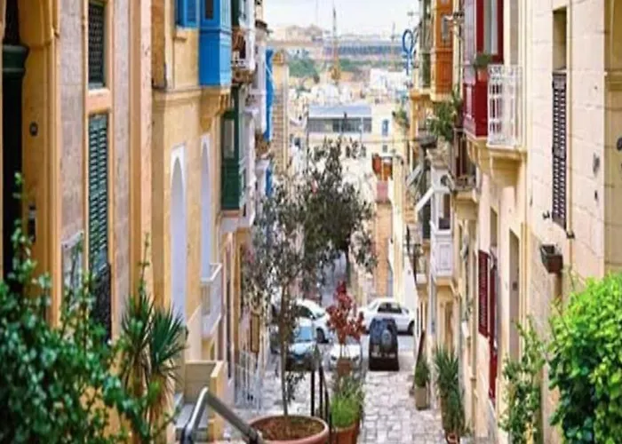 아파트 Charming Town House In Cospicua, Valperga *