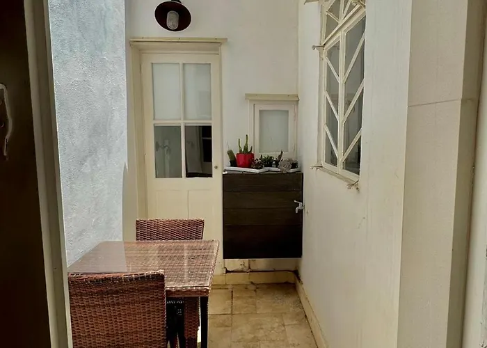 아파트 Charming Town House In Cospicua, Valperga