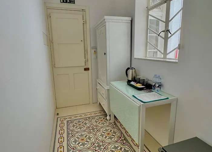 아파트 Charming Town House In Cospicua, Valperga