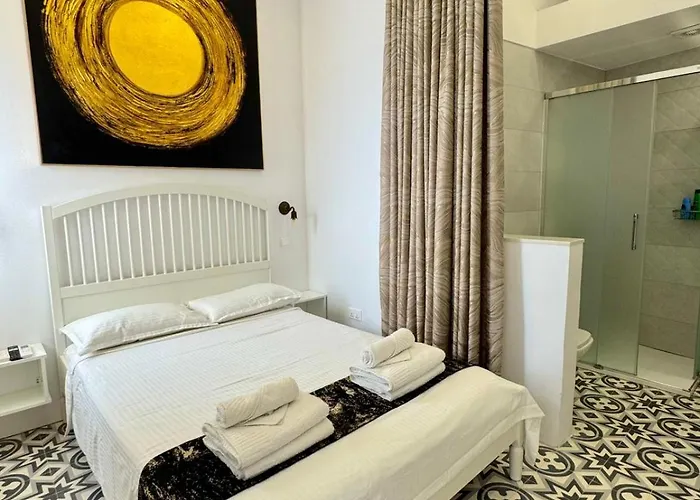 Charming Town House In Cospicua, Valperga